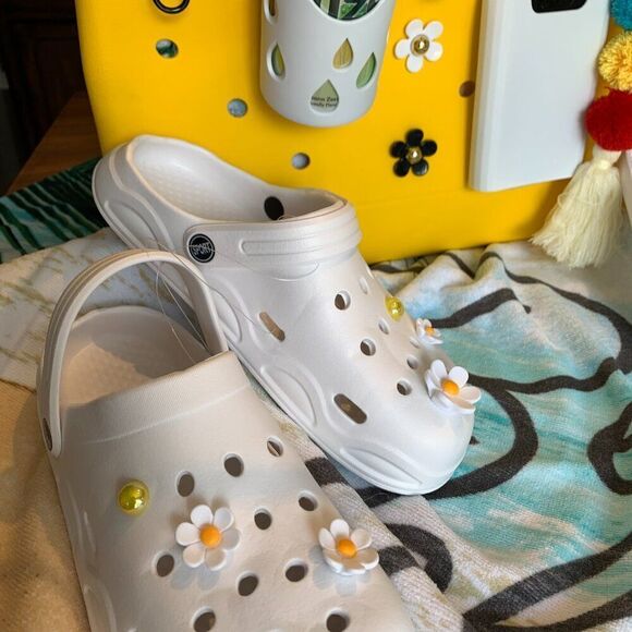 Classic Croc style shoe/clog, EVA, new white sz 42-43 or 10-11, fun in the sun - Picture 5 of 15